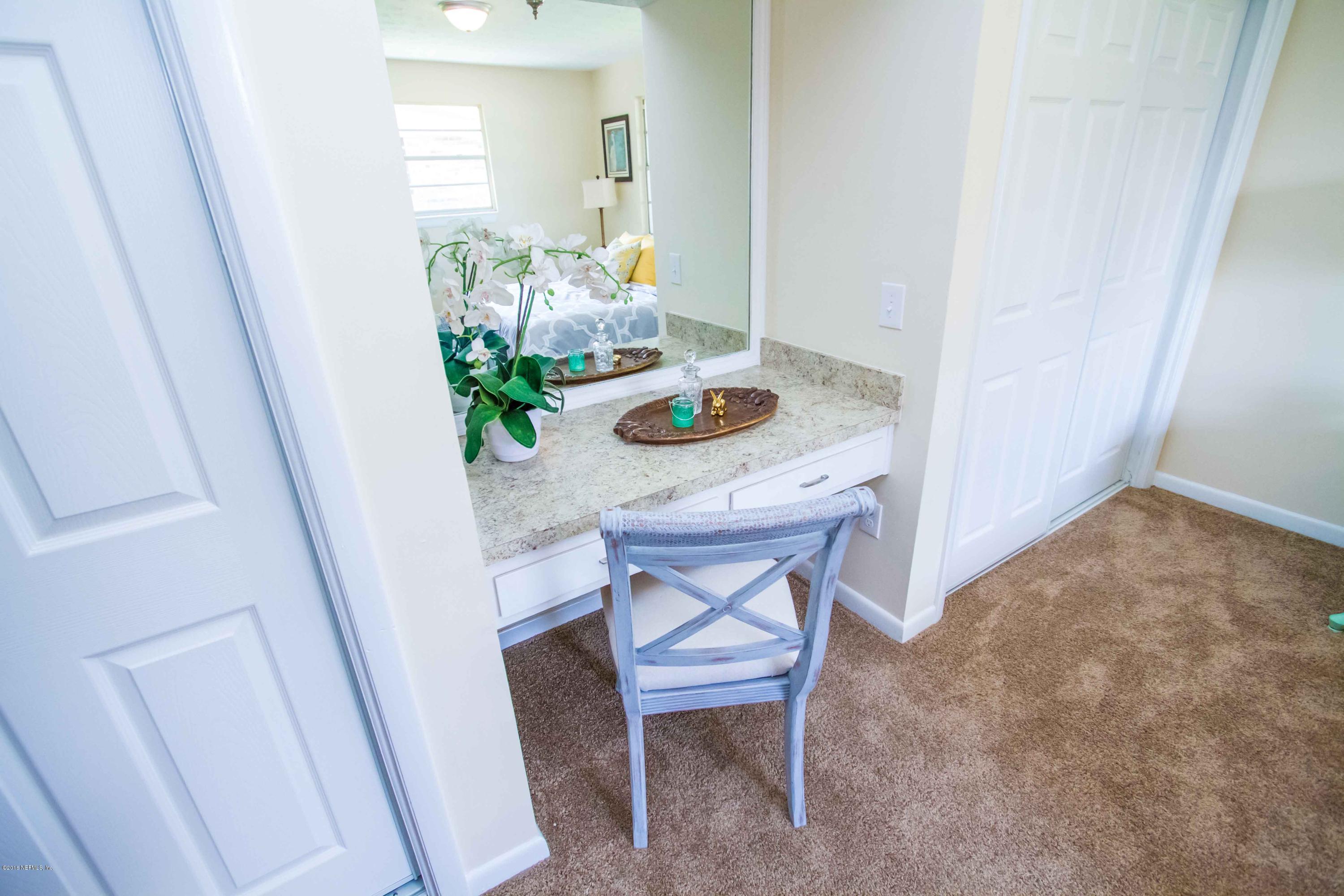 2036 Maracaibo Road Jacksonville, FL 32211 - Photo 23 of 31 Vanity Area