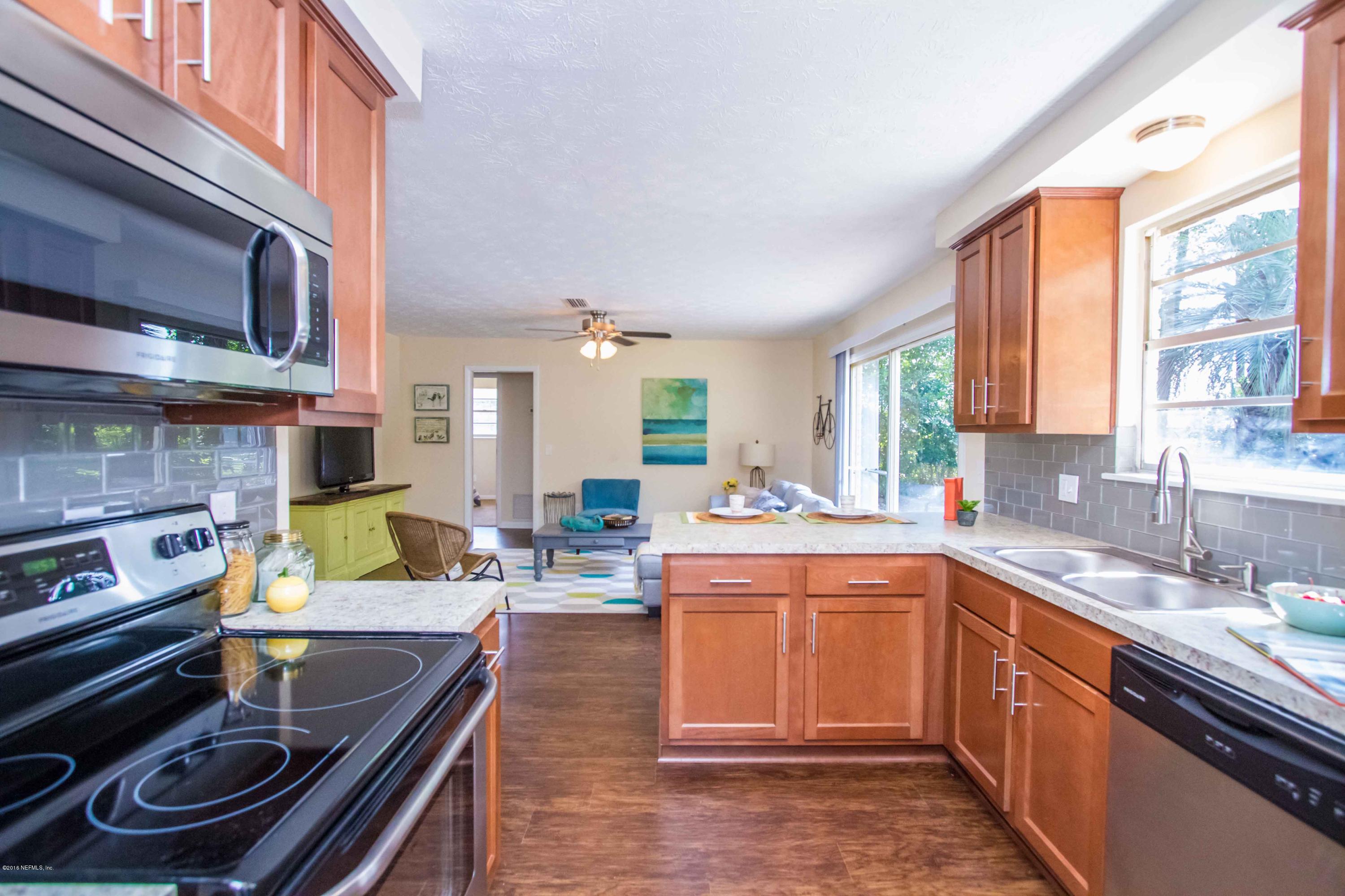 2036 Maracaibo Road Jacksonville, FL 32211 - Photo 7 of 31 Kitchen