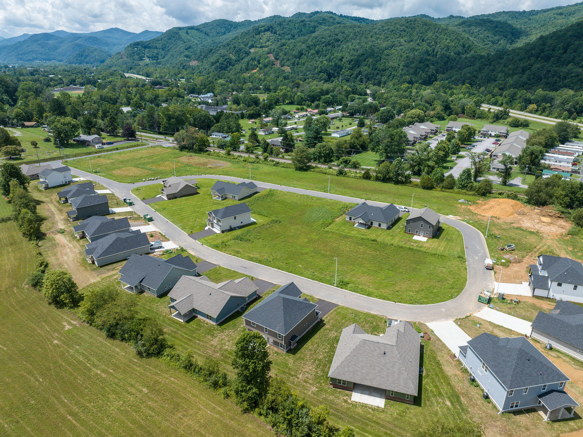 118 Ervin Loop Erwin, TN 37650 - Photo 2 of 28 DJI_0914-Edit