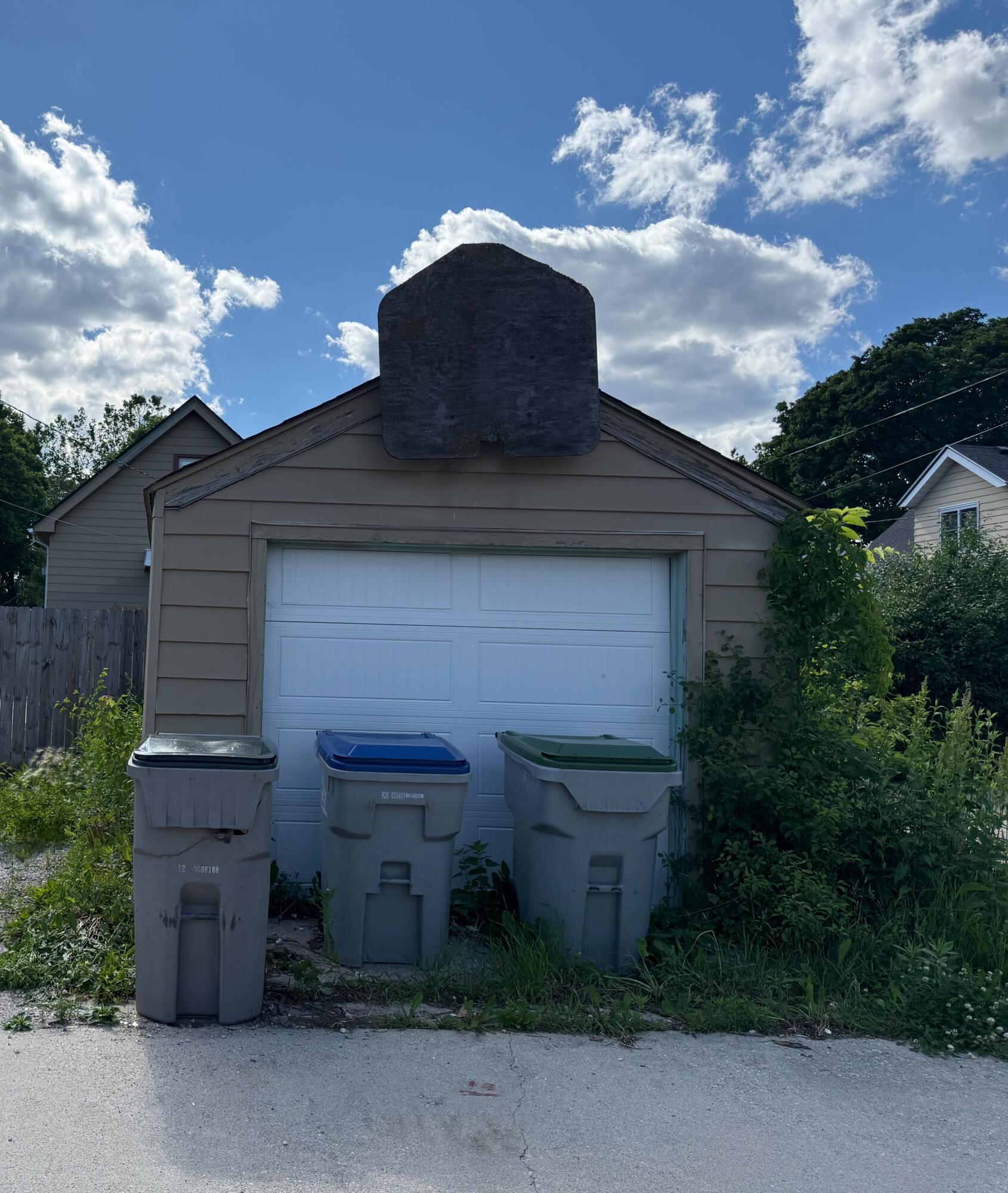 436 South 74th Street Milwaukee, WI 53214 - Photo 14 of 14 Garage