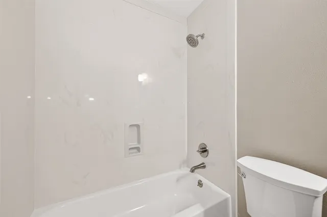 $2,100 | 1010 Valley Ranch Drive, Katy, TX 77450