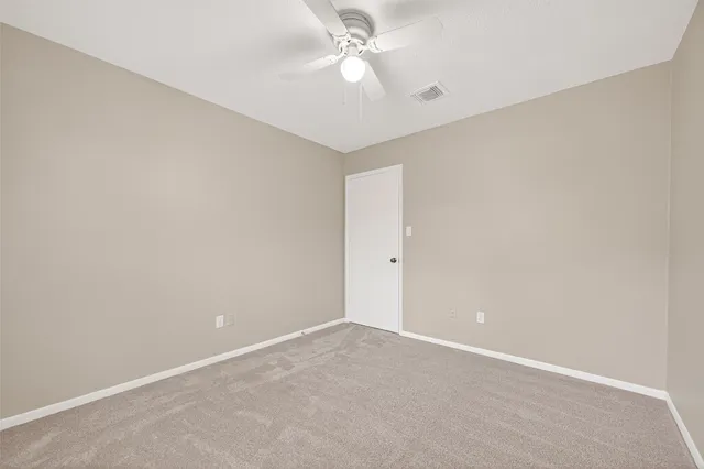 $2,100 | 1010 Valley Ranch Drive, Katy, TX 77450