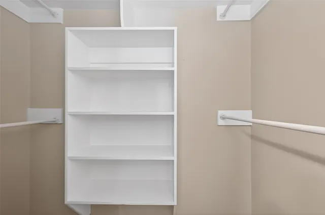 $2,100 | 1010 Valley Ranch Drive, Katy, TX 77450