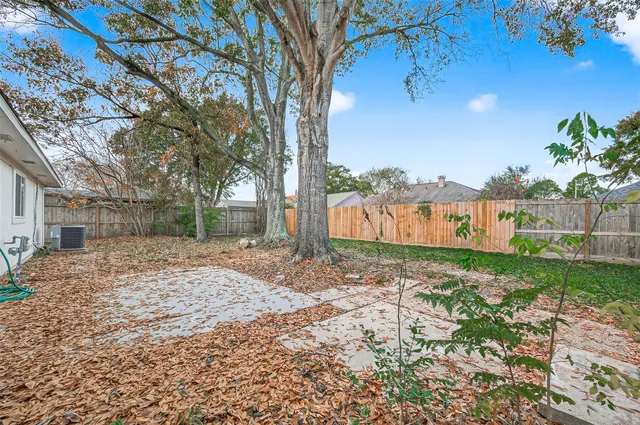 $2,100 | 1010 Valley Ranch Drive, Katy, TX 77450