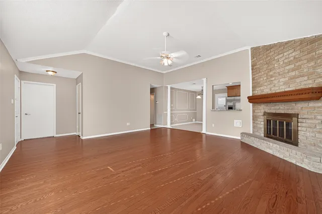 $2,100 | 1010 Valley Ranch Drive, Katy, TX 77450