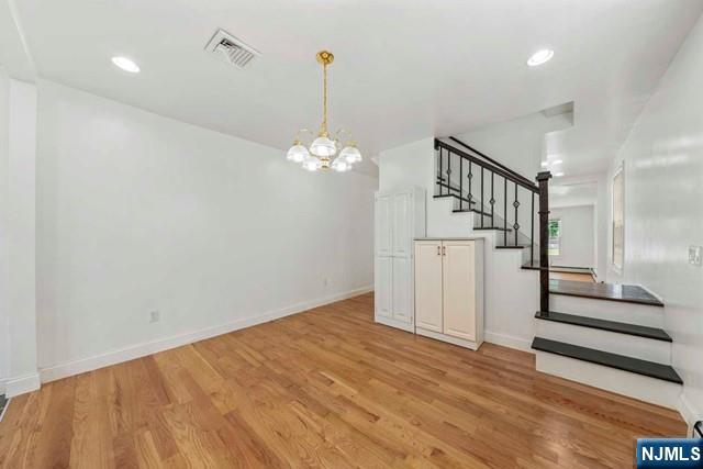 19 Intervale Road Teaneck, NJ 07666 - Photo 2 of 20
