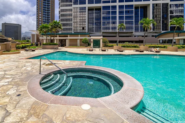 $695,000 | 600 Queen Street, Unit 607, Honolulu, HI 96813