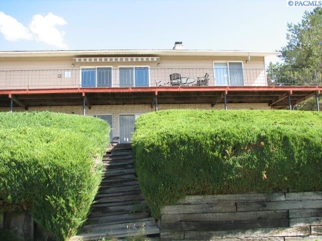 261 Sand Hill Road Grandview, WA 98930 - Photo 12 of 46 Gallery Image 12