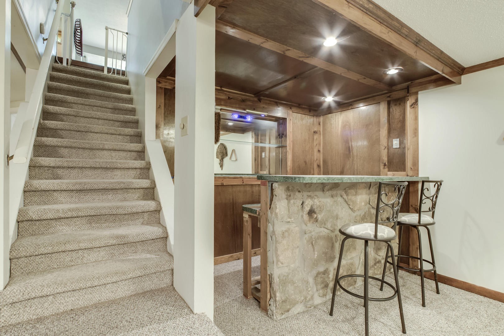 6104 Ricky Allen Road Corryton, TN 37721 - Photo 25 of 36 a view of entryway