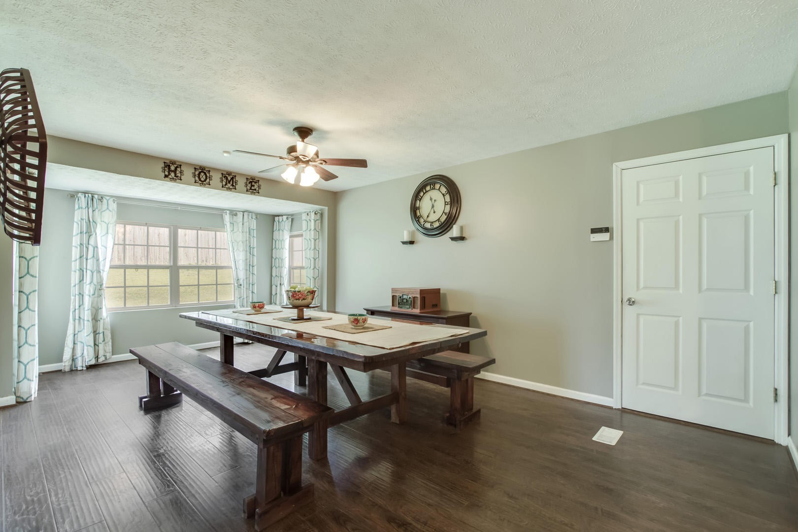 6104 Ricky Allen Road Corryton, TN 37721 - Photo 4 of 36 a view of a livingroom with furniture and window