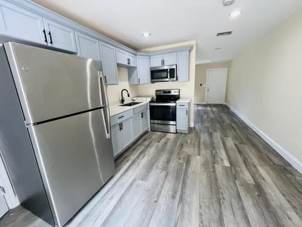 $1,900 | 4195 Sanders Drive, Unit 4197, Lake Worth, FL 33461