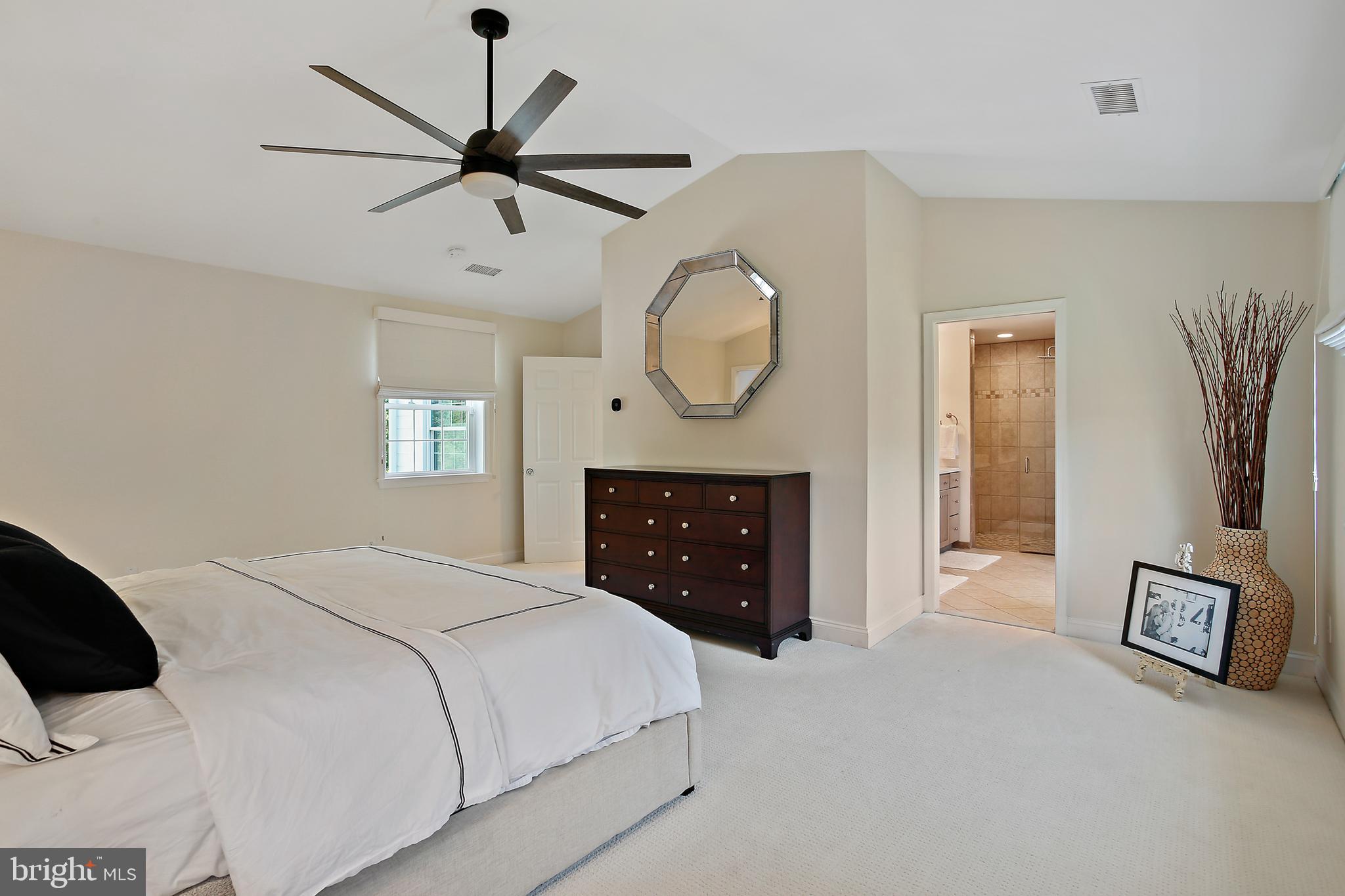 1816 Ruxton Road Baltimore, MD 21204 - Photo 35 of 92 Primary Suite