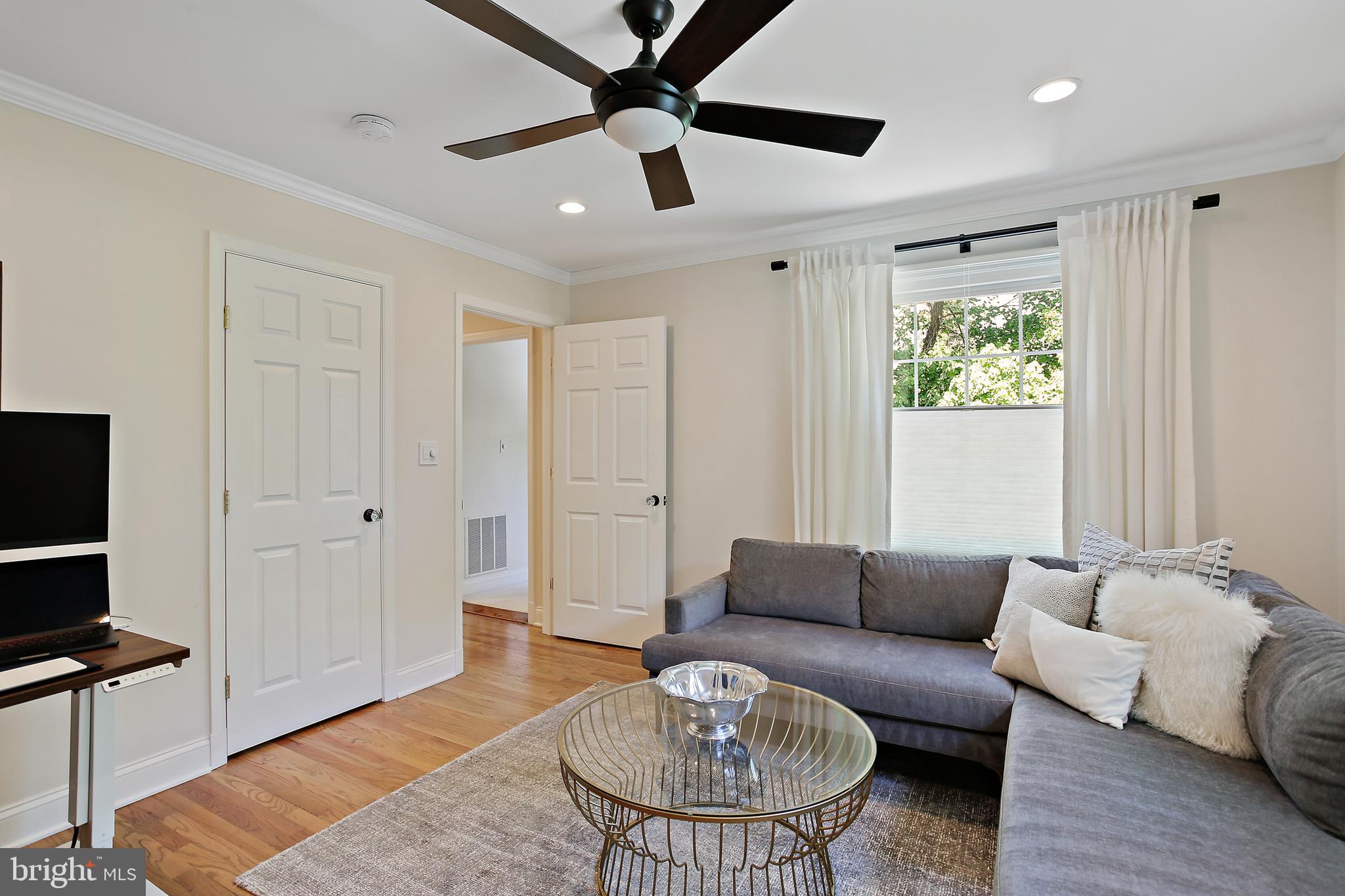 1816 Ruxton Road Baltimore, MD 21204 - Photo 47 of 92 Bedroom 4/Office
