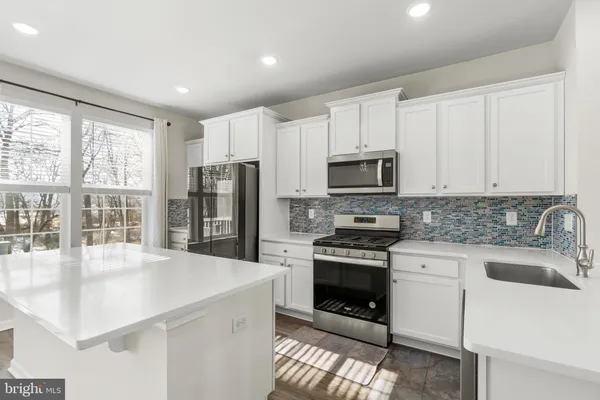 $3,800 | 14 Lilac Cir Mount, Mount Laurel, NJ 08054