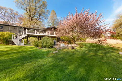 $1,195,000 | 46 Breezy Hill Road, Stamford, CT 06903