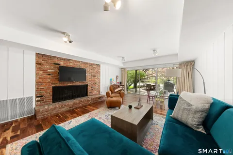 $1,195,000 | 46 Breezy Hill Road, Stamford, CT 06903