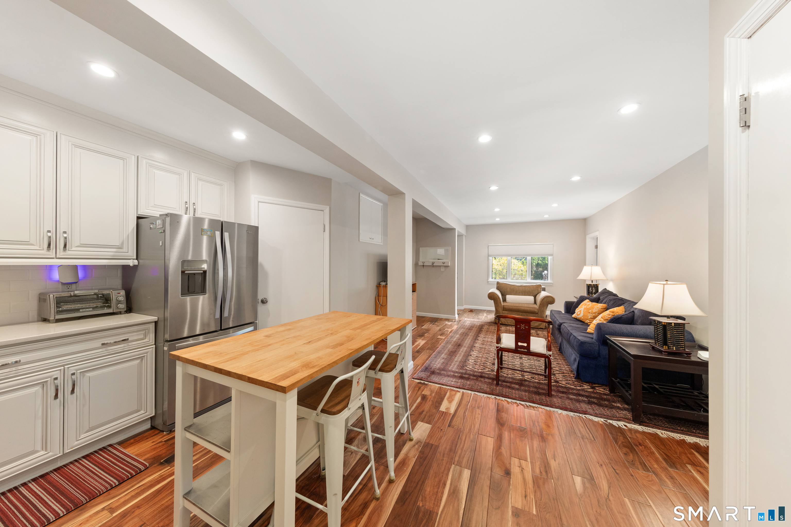 46 Breezy Hill Road Stamford, CT 06903 - Photo 34 of 40