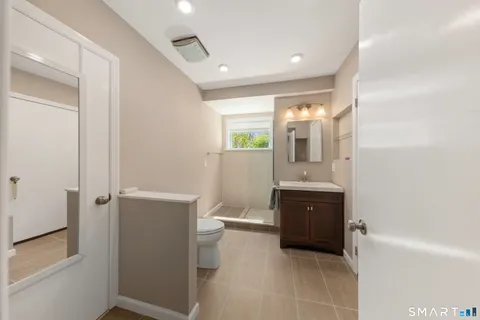 $1,195,000 | 46 Breezy Hill Road, Stamford, CT 06903
