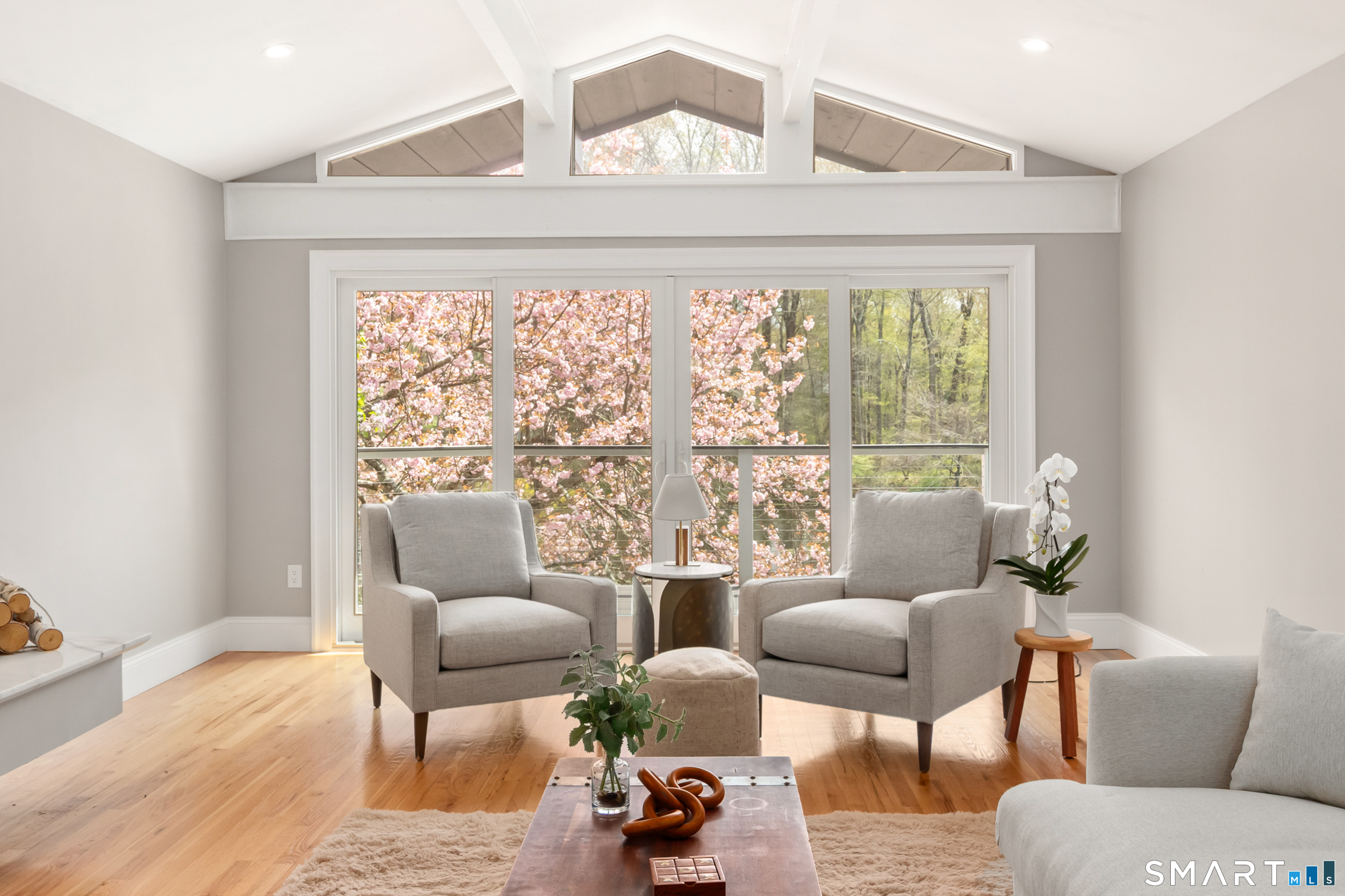 46 Breezy Hill Road Stamford, CT 06903 - Photo 10 of 40