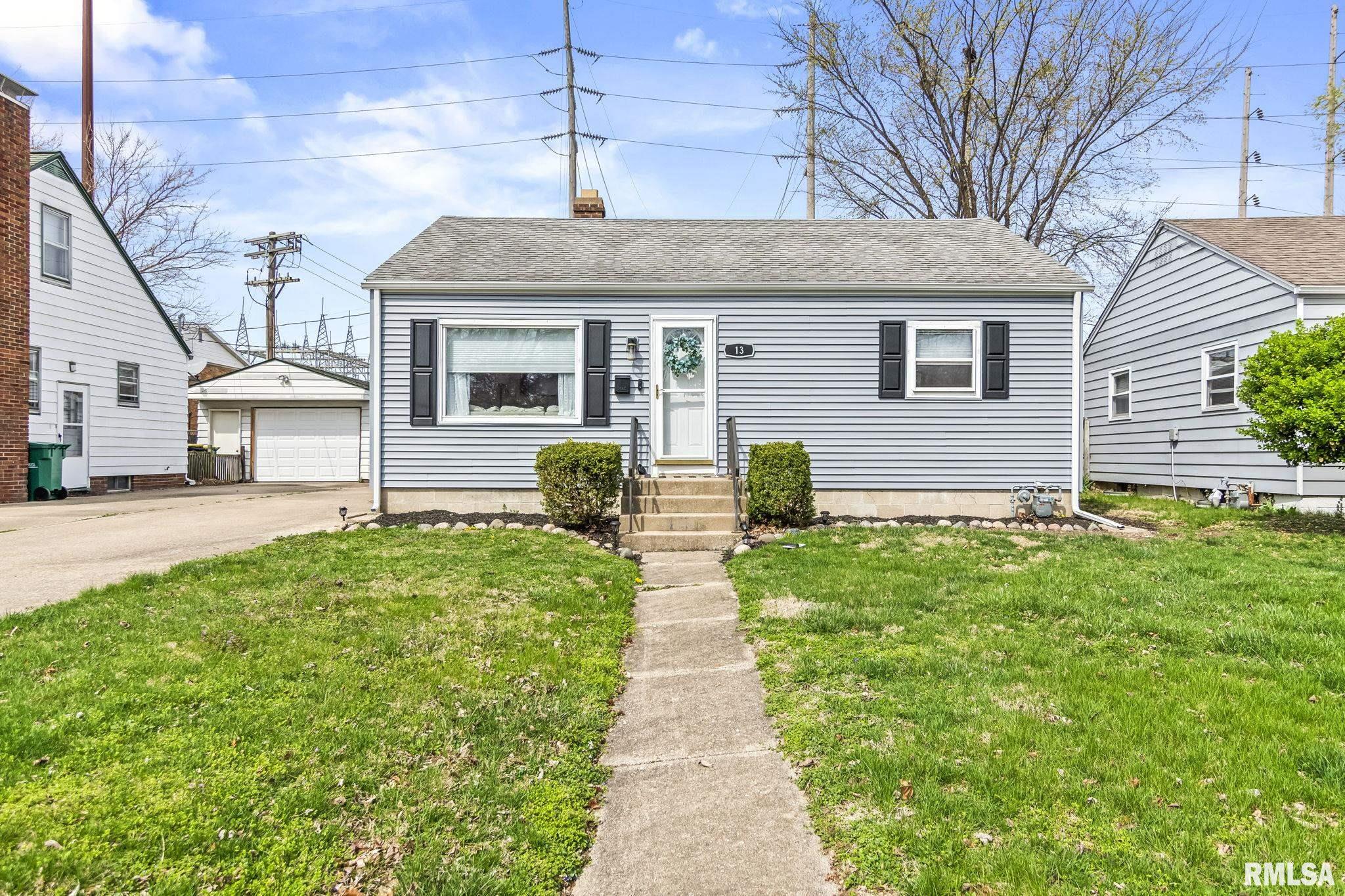 13 Ruth Court Springfield, IL 62704 - Photo 3 of 27
