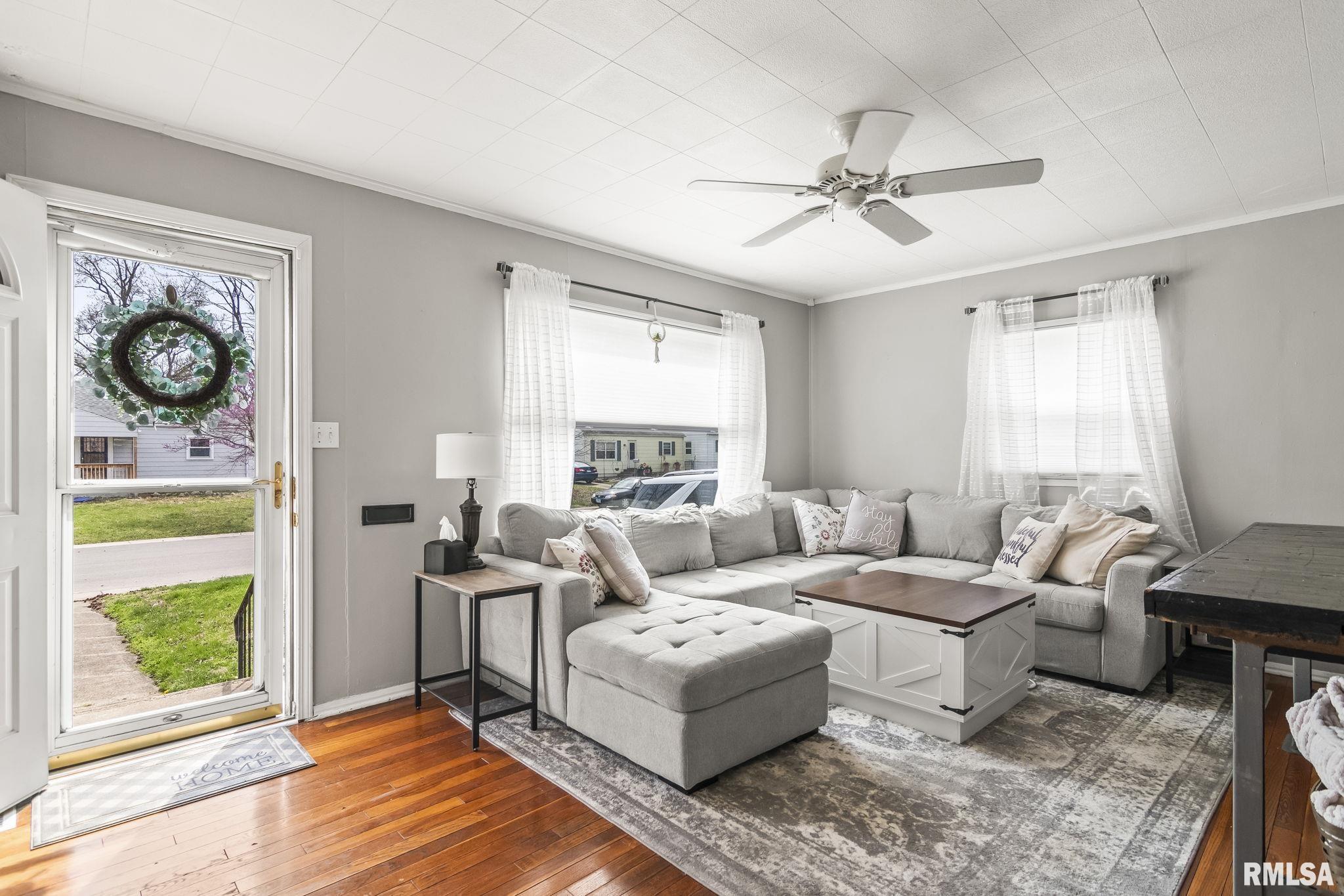 13 Ruth Court Springfield, IL 62704 - Photo 5 of 27