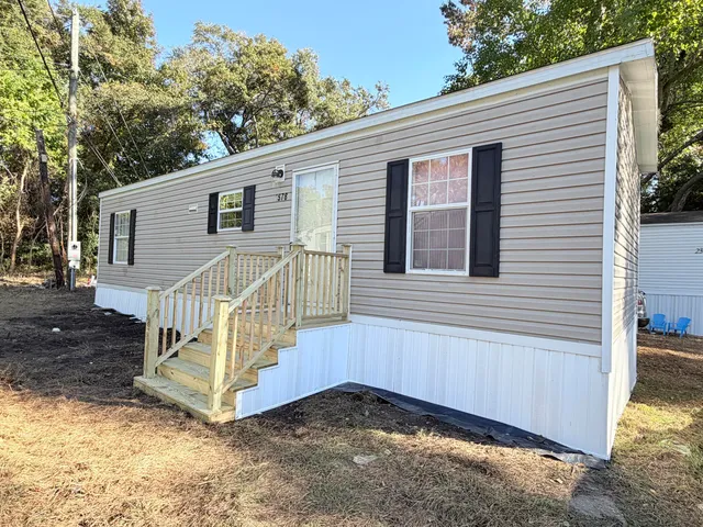 $995 | 1231 Remount Road, Unit 24, North Charleston, SC 29406