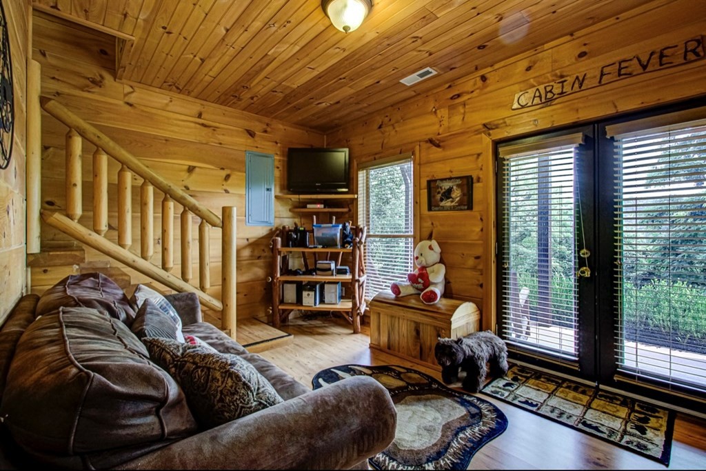 3110 Hatcher Top Road Sevierville, TN 37862 - Photo 13 of 41 Gallery Image 13
