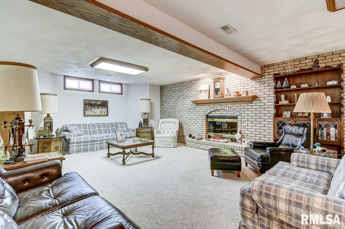 30 Chimney View Lane, Unit 30 Springfield, IL 62707 - Photo 36 of 48 Gallery Image 36