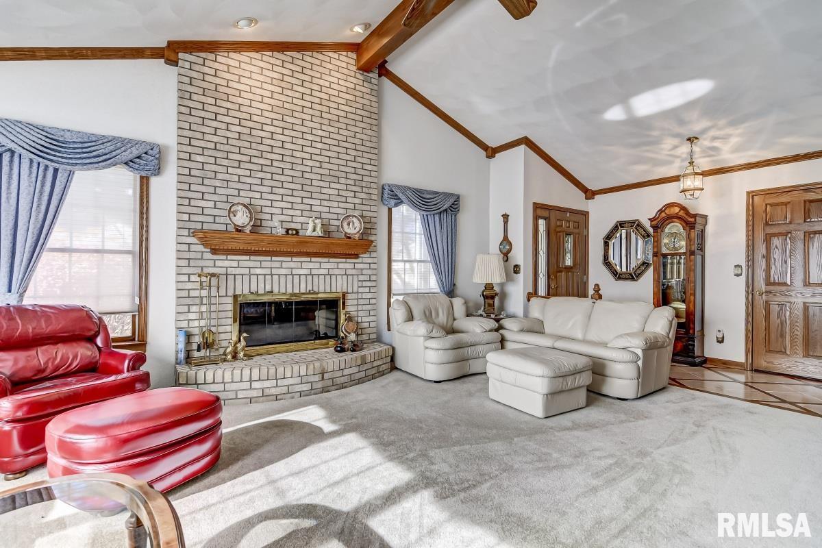 30 Chimney View Lane, Unit 30 Springfield, IL 62707 - Photo 6 of 48 Gallery Image 6