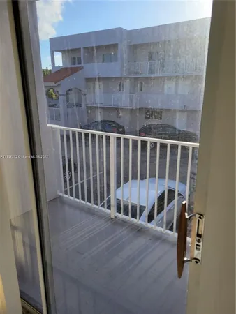 $2,200 | 2680 West 76th Street, Unit 204, Hialeah, FL 33016