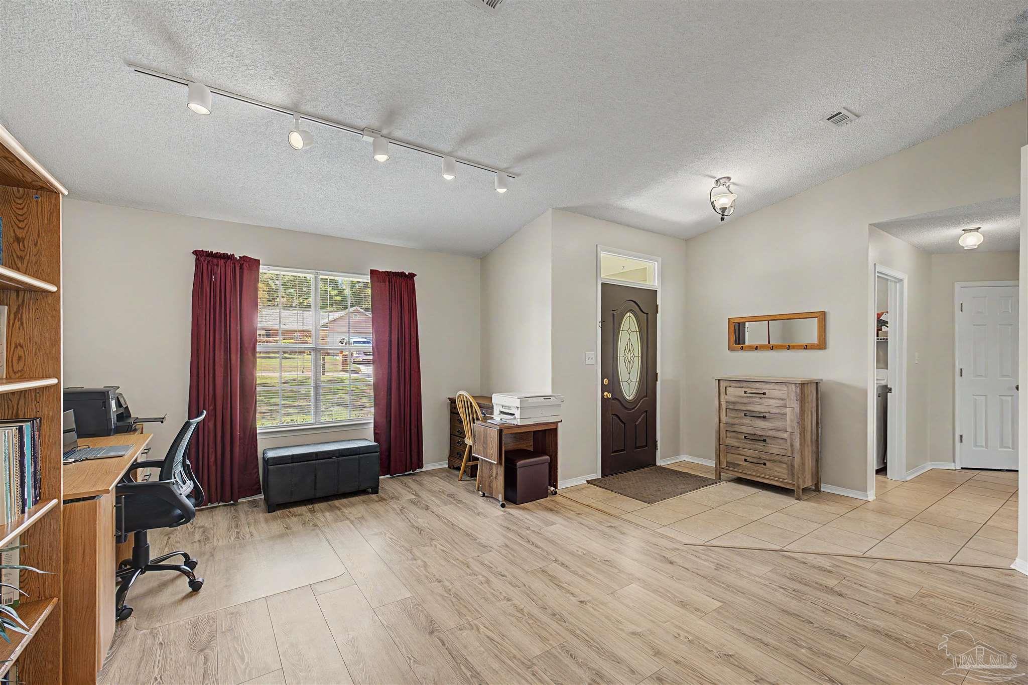 716 Valley Grande Road Pensacola, FL 32514 - Photo 6 of 55 Gallery Image 6