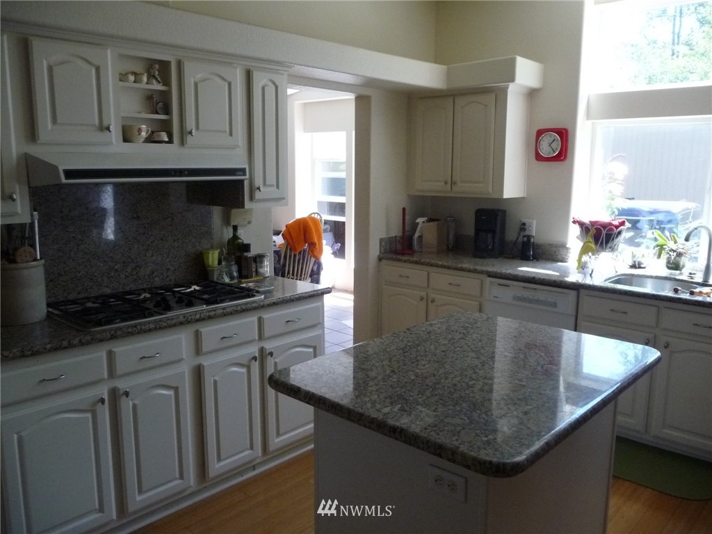 3968 Bancroft Road Bellingham, WA 98225 - Photo 8 of 12 Gallery Image 8