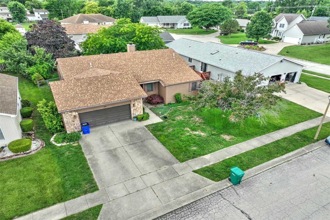 1919 Carl Court Decatur, IL 62526 - Photo 4 of 28