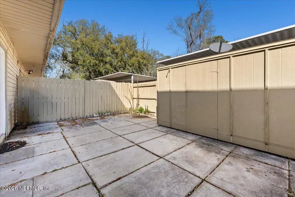 $2,000 | 8140 Sutton Place North, Jacksonville, FL 32217