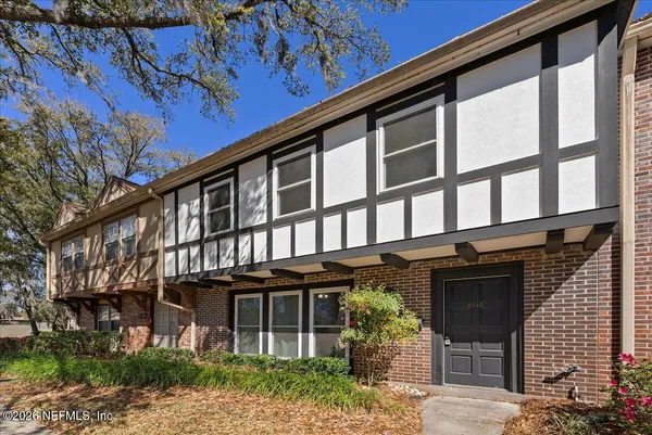 $2,000 | 8140 Sutton Place North, Jacksonville, FL 32217