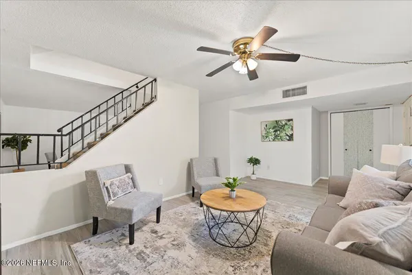 $2,000 | 8140 Sutton Place North, Jacksonville, FL 32217