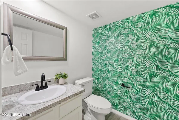 $2,000 | 8140 Sutton Place North, Jacksonville, FL 32217