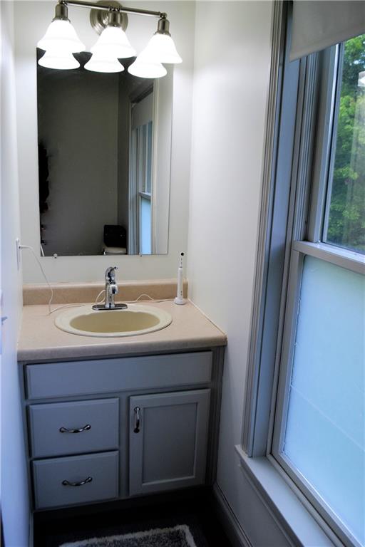 208 Howard Road Sewickley, PA 15143 - Photo 13 of 22