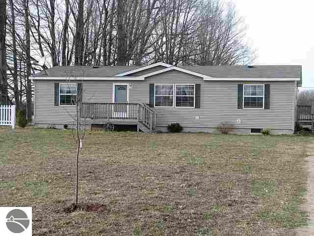 5785 Gleaner Hall Road Kingsley, MI 49649 - Photo 1 of 15 1691403.JPG