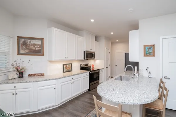 $580,000 | 35 Sparrowhawk Street, Washington, NJ 07882