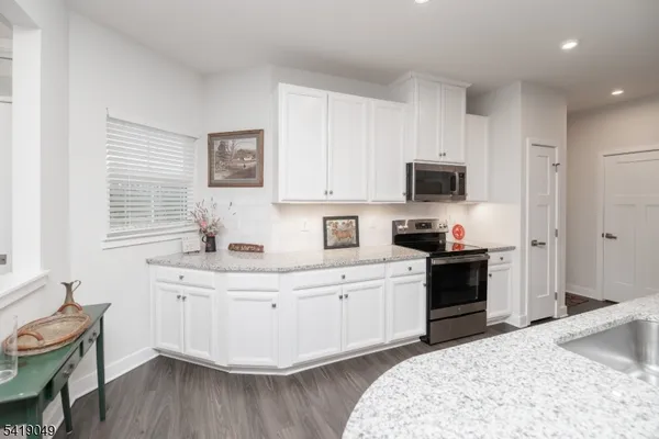 $580,000 | 35 Sparrowhawk Street, Washington, NJ 07882