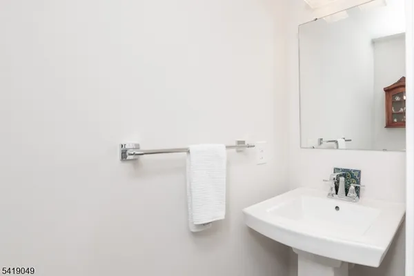 $580,000 | 35 Sparrowhawk Street, Washington, NJ 07882