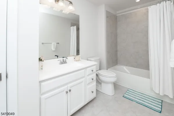 $580,000 | 35 Sparrowhawk Street, Washington, NJ 07882