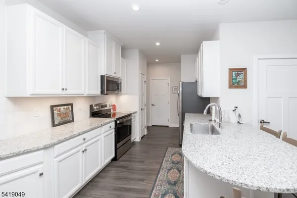 $580,000 | 35 Sparrowhawk Street, Washington, NJ 07882