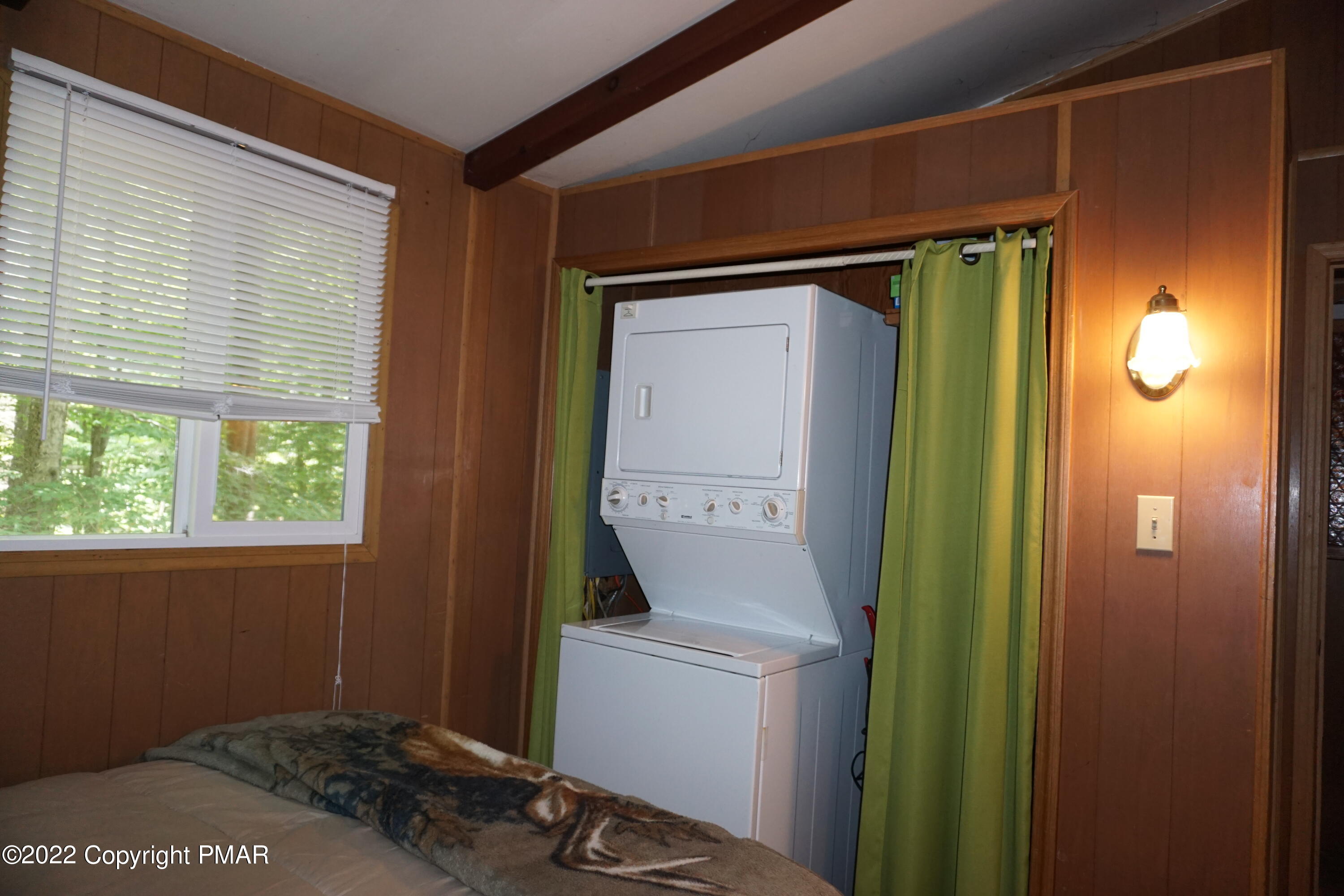 197 Selig Road Pocono Lake, PA 18347 - Photo 16 of 31 DSC02565