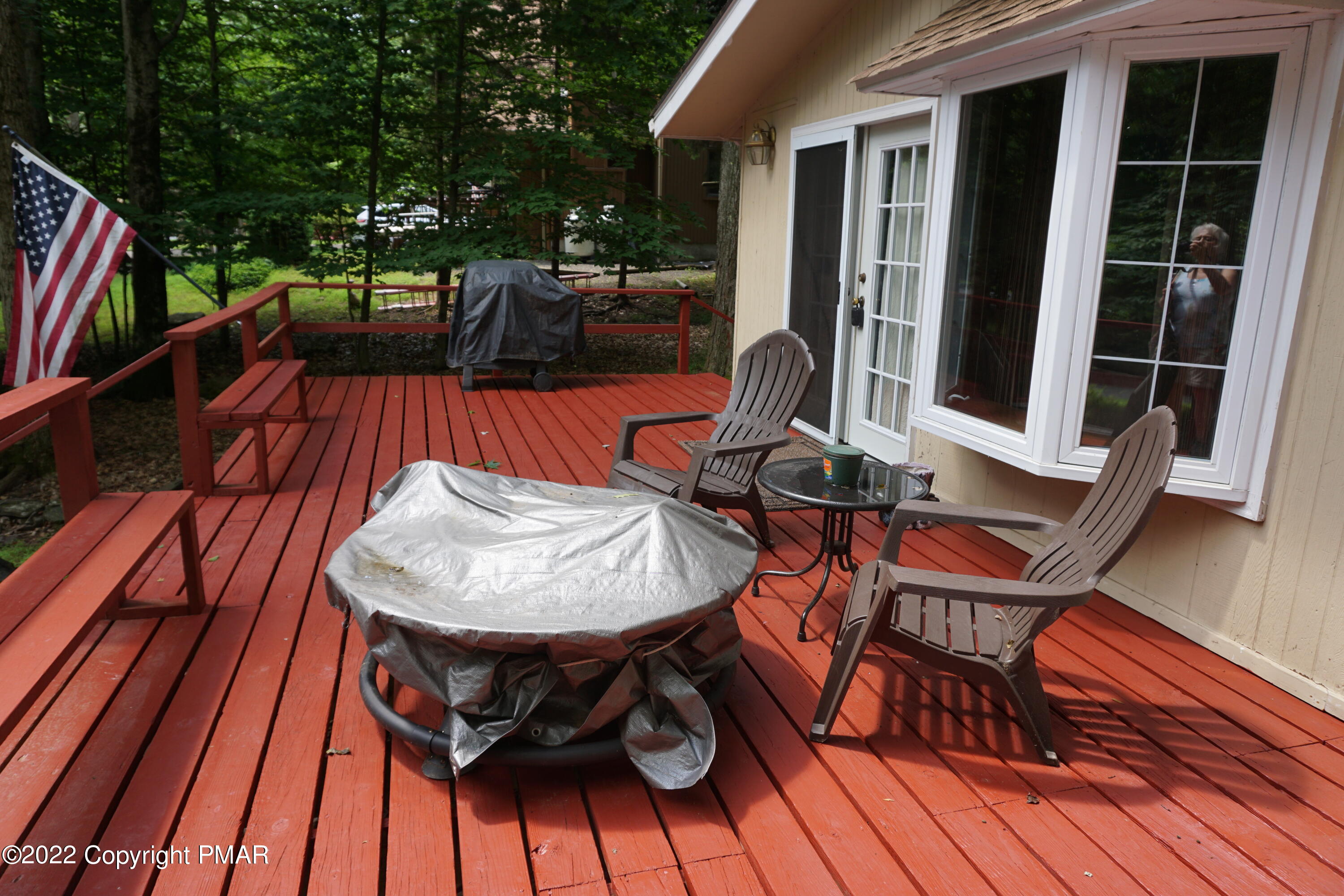 197 Selig Road Pocono Lake, PA 18347 - Photo 3 of 31 DSC02571