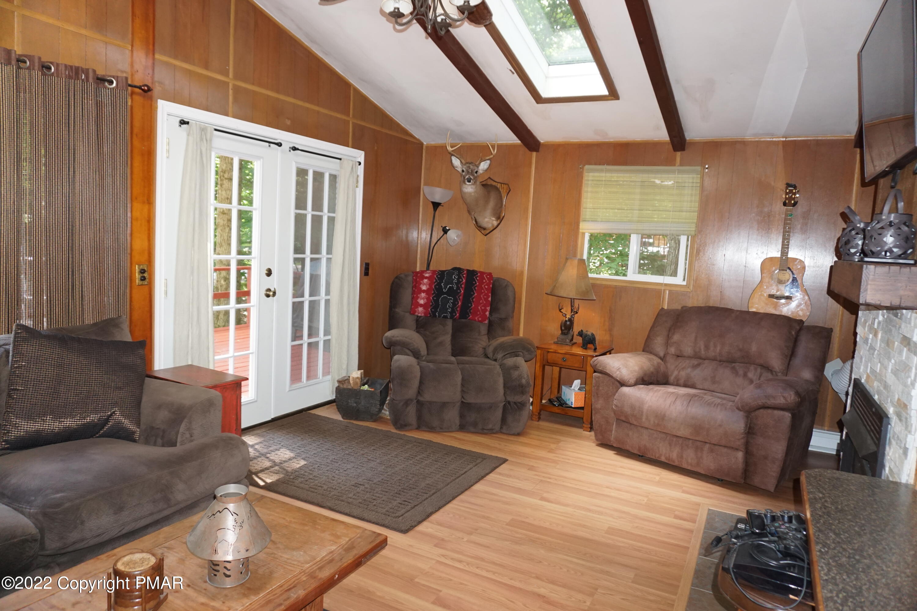 197 Selig Road Pocono Lake, PA 18347 - Photo 5 of 31 DSC02550