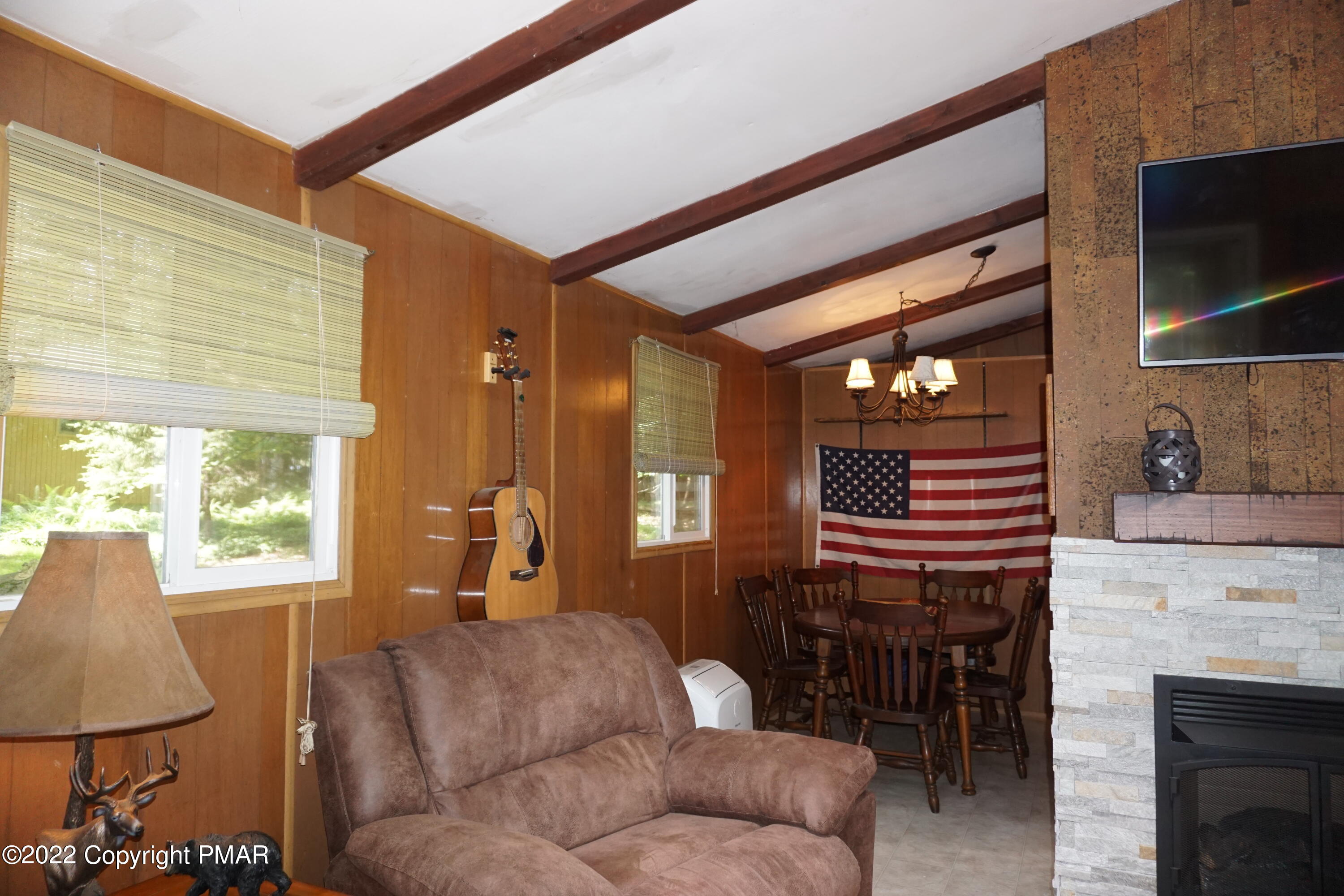 197 Selig Road Pocono Lake, PA 18347 - Photo 8 of 31 DSC02555
