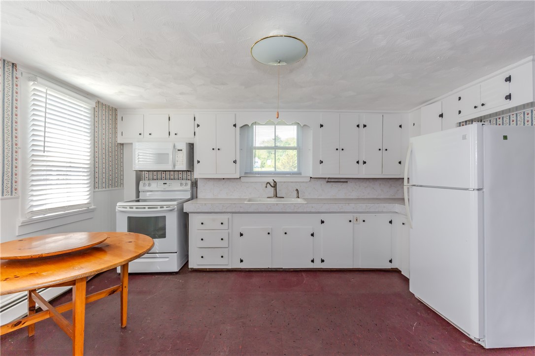 60 Colwell Road Smithfield, RI 02828 - Photo 35 of 40