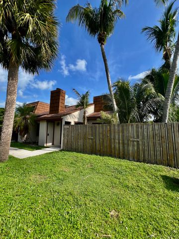 $240,000 | 4232 Palm Bay Circle, Unit D, West Palm Beach, FL 33406